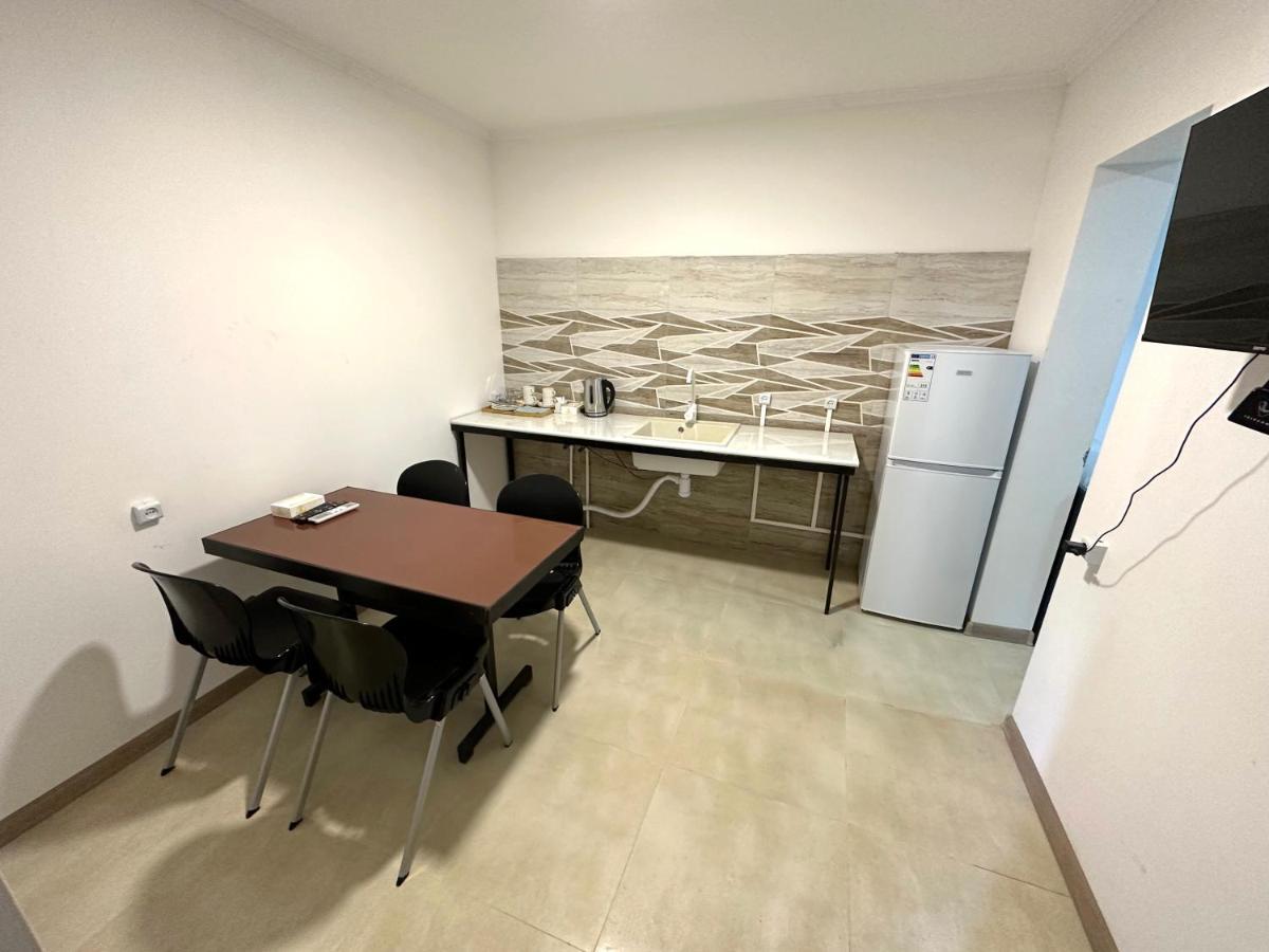 Apartments On Buzand Street Erywań Zewnętrze zdjęcie